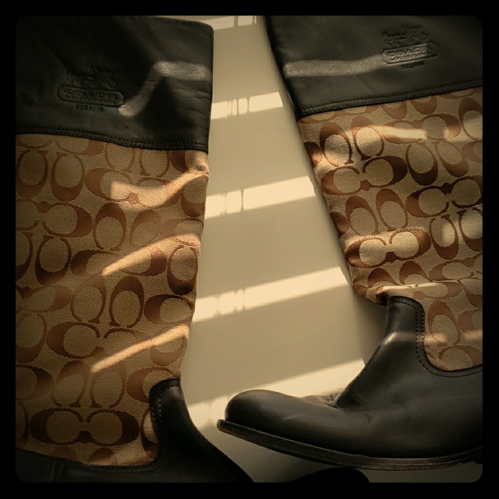 Coach boots